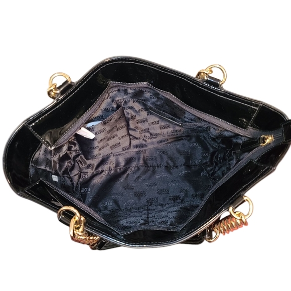 MICHAEL KORS NWT Delancy Signature Black Patent Leather Shoulder Tote Medium - Picture 4 of 16